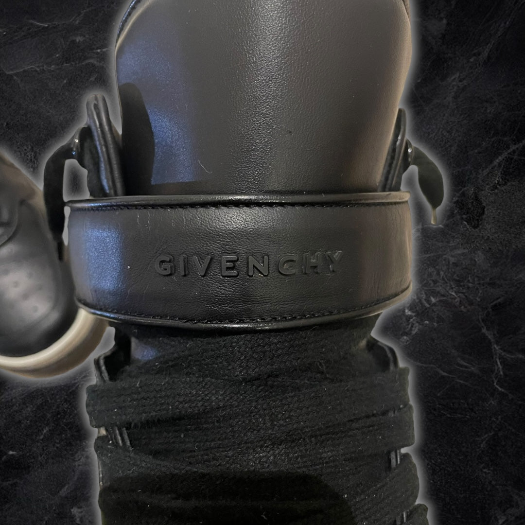 Givenchy Tyson Black / White High Top sneakers