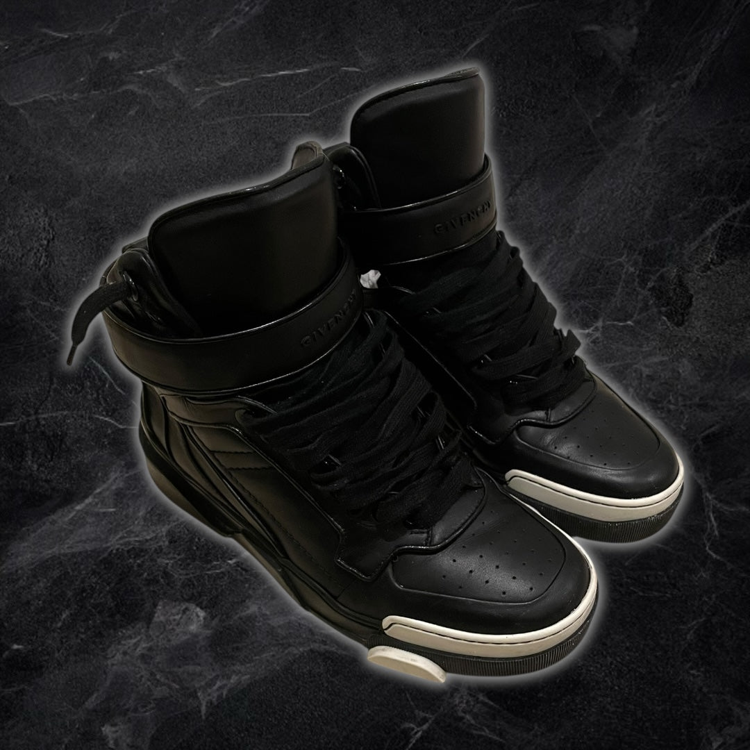 Givenchy Tyson Black / White High Top sneakers