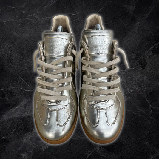 Maison Margiela Gat (metallic gold)