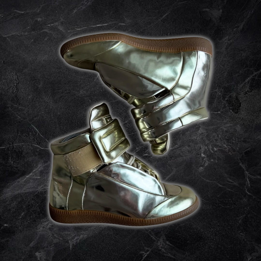 2014 Women’s Maison Margiela Future high top sneakers (gold)